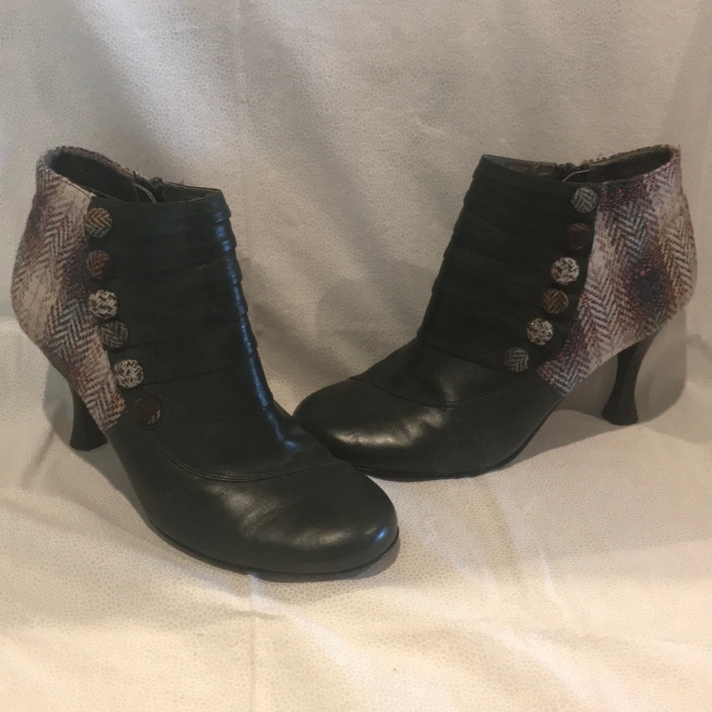 Kenzie Brand Castillo Bootie